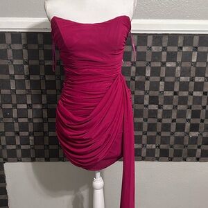 Chic Strapless Ruched Midi Dress in Fuchsia